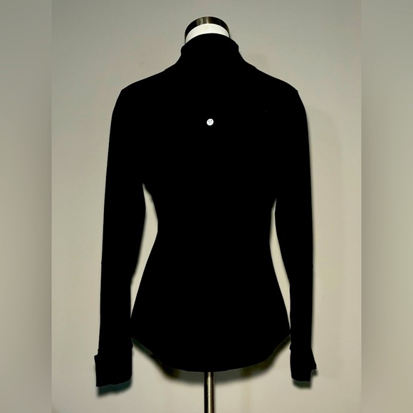 Ladies Sz 12 Black LuLuLemon Define Jacket *Luon Pre-Owned Excellent Condition - Picture 2 of 5